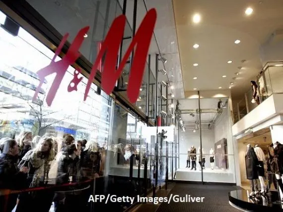 Lovitura pe care o dă H&M, în rivalitatea cu Zara. Suedezii schimbă strategia de business la 180 de grade