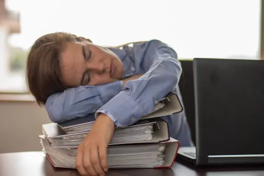 Greu cu readaptarea după concediu? Iată 7 moduri prin care poți trece mai ușor peste apatia post-vacanță