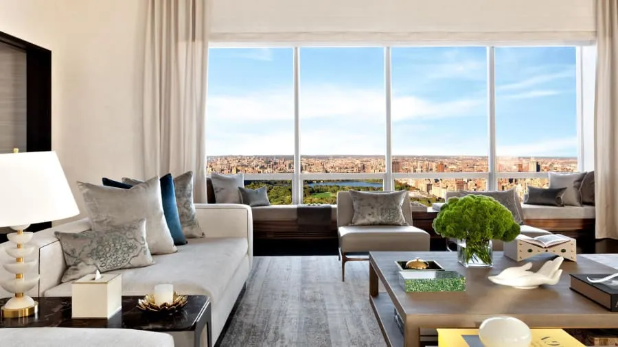 Cel mai scump apartament din New York se închiriază cu 350.000 $ pe săptămână. Interiorul e spectaculos!