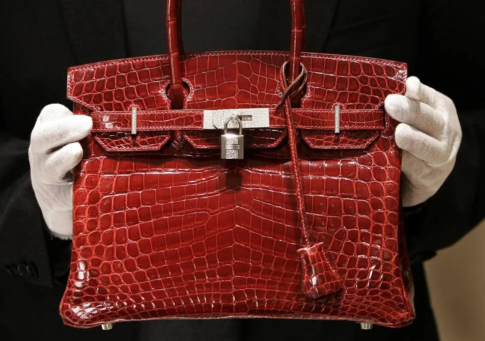 Hermes lansează primul ruj inspirat de celebra geantă Birkin