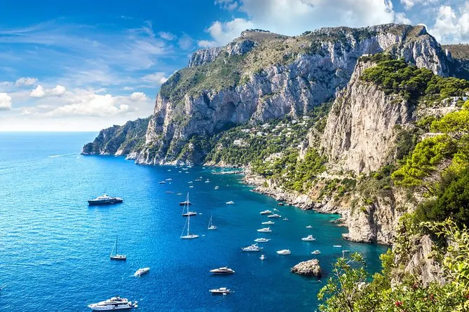 Capri, mirajul unei insule de vis. Ghid de vacanță