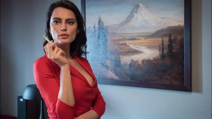 Foto! Catrinel Merlon Menghia face mișcare la domiciliu