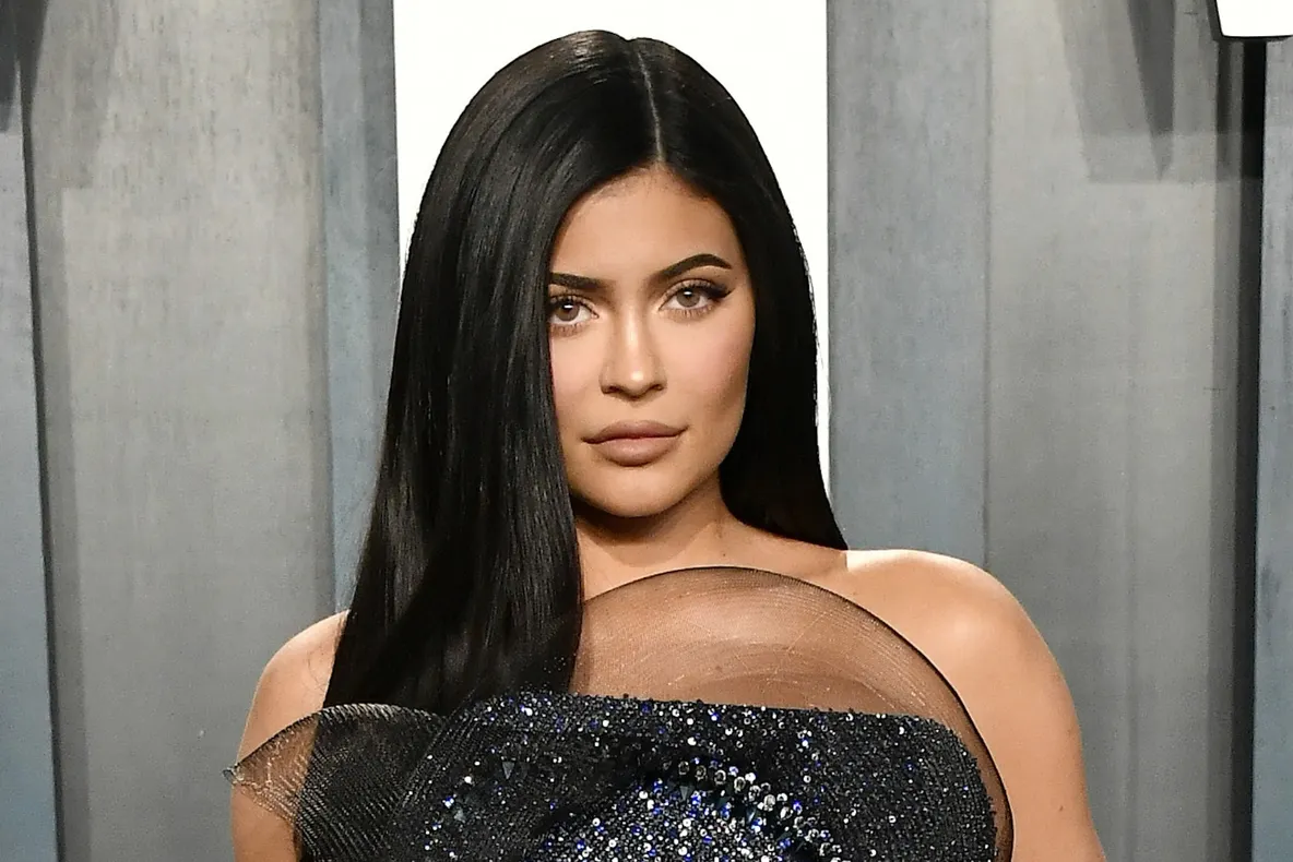 Kylie Jenner s-a împăcat cu tatăl fiicei sale