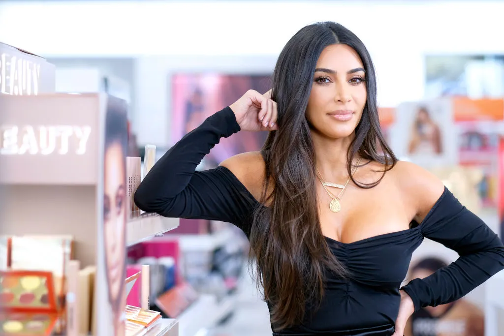 Exerciții de slăbit pentru acasă pe care le face și Kim Kardashian
