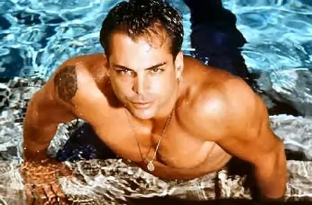 N-ai să crezi cum arată Richard Grieco, fostul băiat rău de la Hollywood