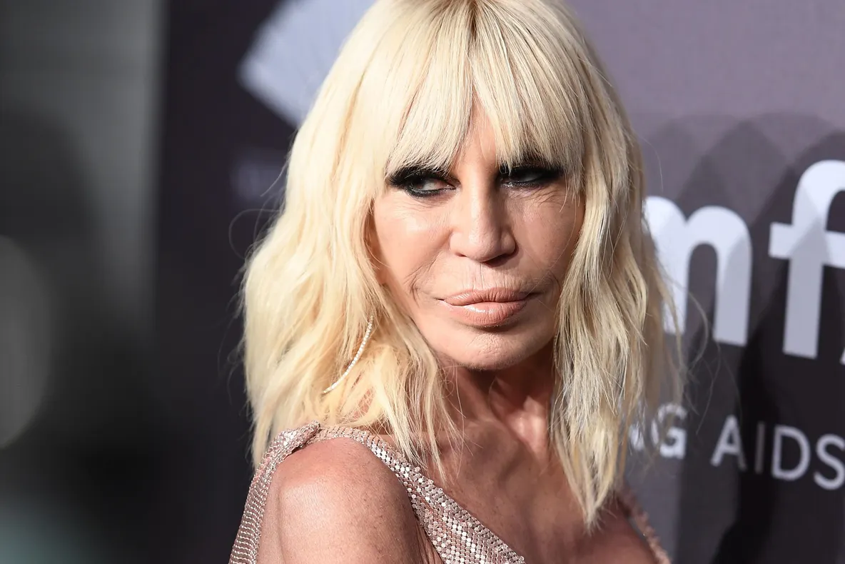 Donatella Versace și fiica ei au donat 200.000 de euro unui spital din Milano