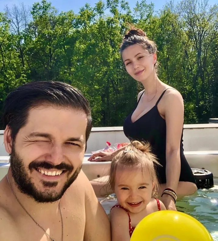 Liviu Vârciu și-a făcut schimbare de look în izolare