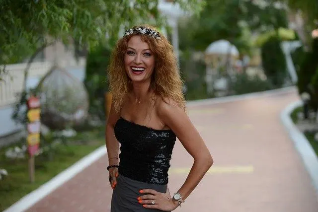 Anca Țurcașiu din ce în ce mai sexy la 50 de ani! Cum s-a pozat artista