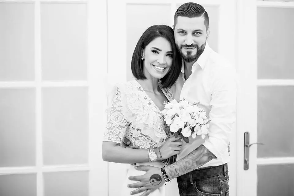 Adelina Pestrițu a împlinit un an de la căsătorie
