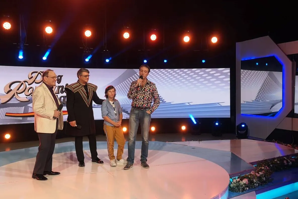 Familia Geambașu, revedere pe scenă cu trei generații