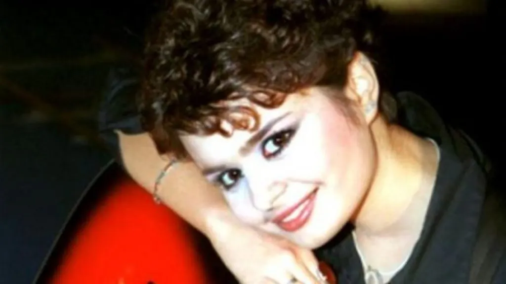 Anamaria Georgescu, care cântă piesa "Ochii tăi", a devenit mamă