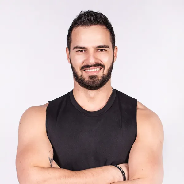 Sportivul Alex Stoica s-a relaxat la cea mai sigură plajă din Mamaia
