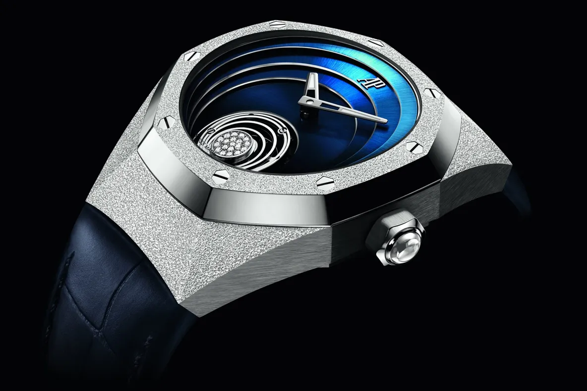 Audemars Piguet adaugă colecției Royal Oak un ceas pentru femei ultrarafinat