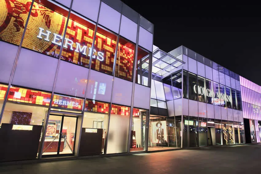 Hermès începe construcția atelierelor Louviers în Franța