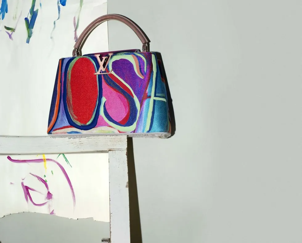 Louis Vuitton revine în lumea artei cu o geantă Statement