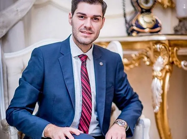 Solistul Gabriel Dumitru a ajuns din nou pe mâna medicilor