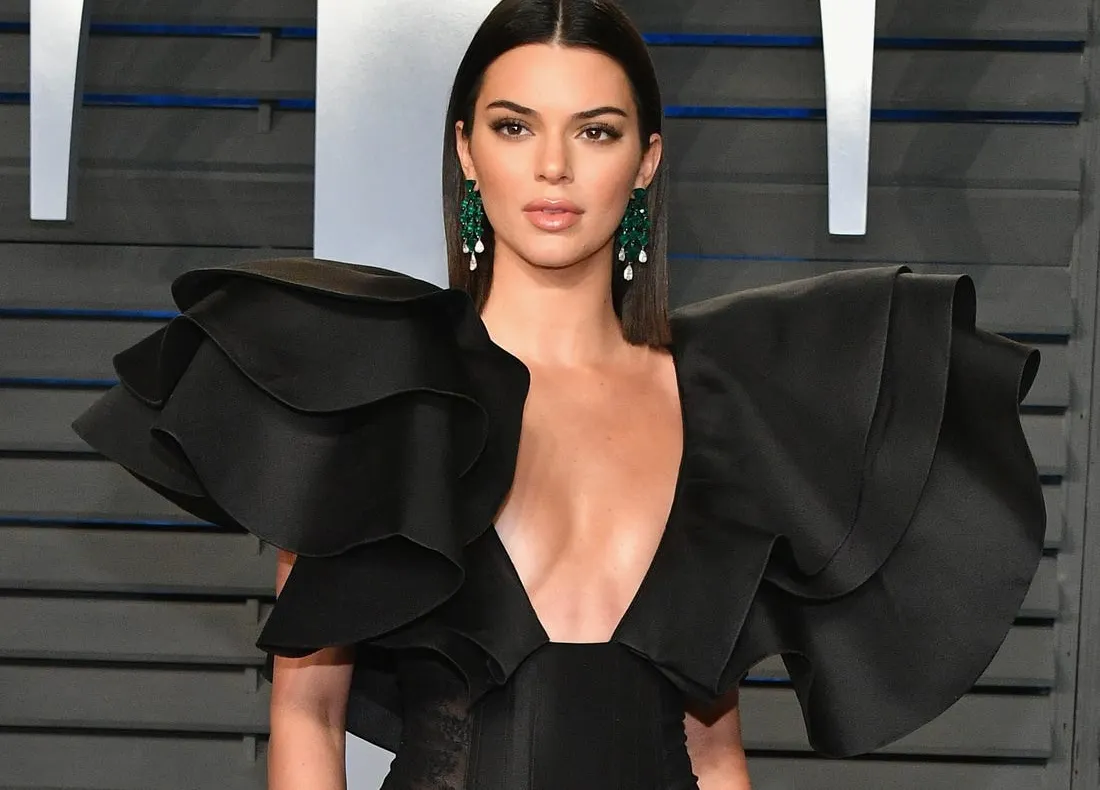 Am aflat secretul lui Kendall Jenner pentru un ten ultra strălucitor