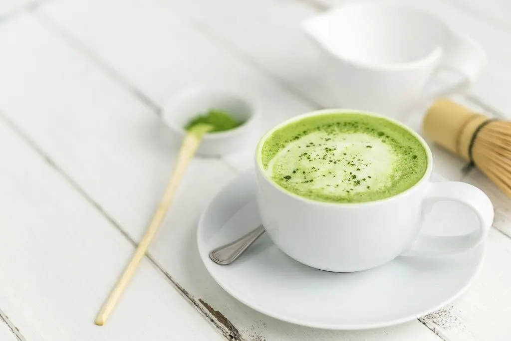 Această băutură antioxidantă este noul nostru latte preferat