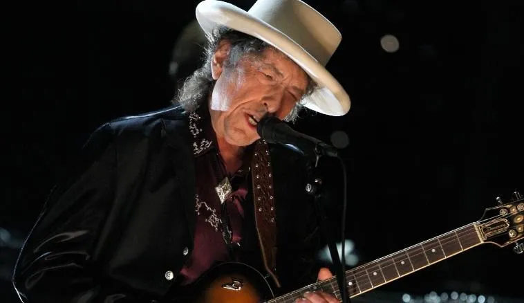 Bob Dylan și-a vândut toate drepturile de autor