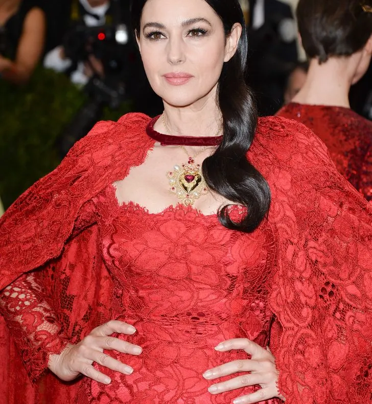 Secretele de frumusețe ale Monicăi Bellucci. La 56 de ani arată DIVIN