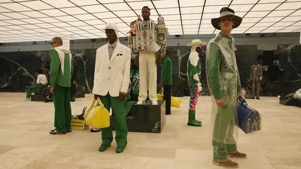 Louis Vuitton Fall/Winter 2021 | „Turist vs. Purist” - Virgil Abloh explorează arhetipurile masculine