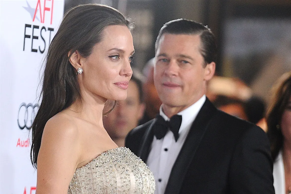 Angelina Jolie vinde cadoul de la Brad Pitt. Valorează milioane de dolari