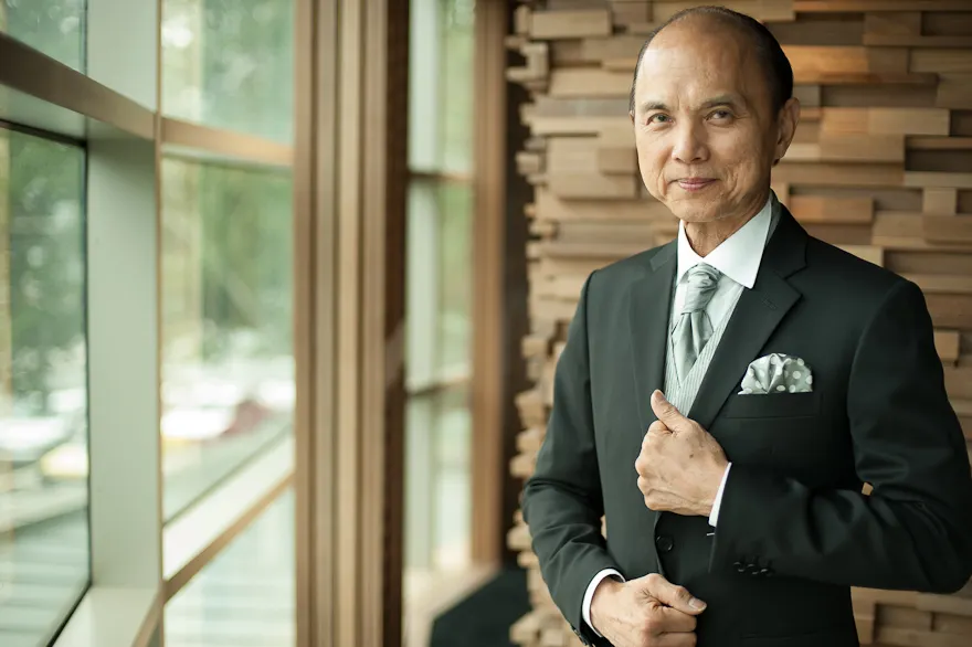 Jimmy Choo deschide o universitate de modă la Londra