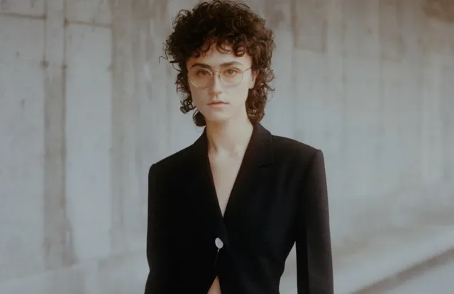 Ella Emhoff, fiica vitregă a Kamalei Harris, și-a făcut debutul la New York Fashion Week