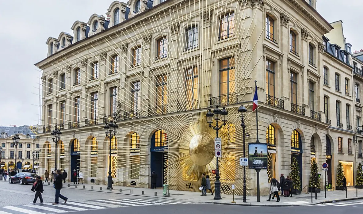 De ce nicio altă companie de lux nu se compară cu LVMH