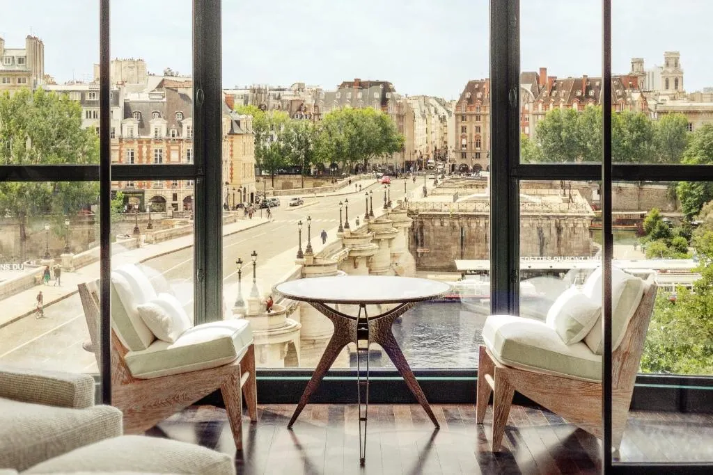 Cheval Blanc Paris | LVMH deschide hotel cu spa Dior, restaurant cu stele Michelin și vedere la râul Sena