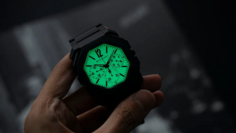 Noul ceas Bulgari în ediție ultra-limitată are un cadran care strălucește în întuneric