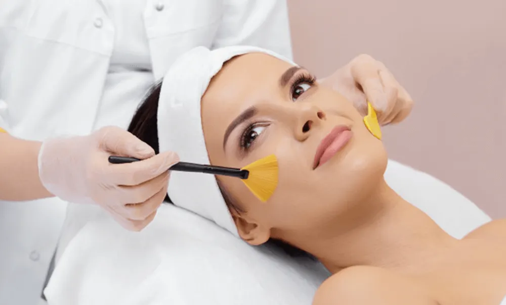Un nou concept de peelinguri NOON - fără efecte secundare