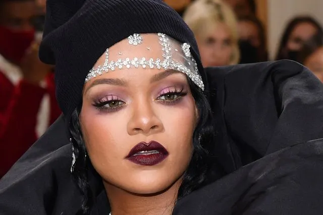 „Aceasta nu este Rihanna”. Noua statuie de ceară a vedetei arată hilar