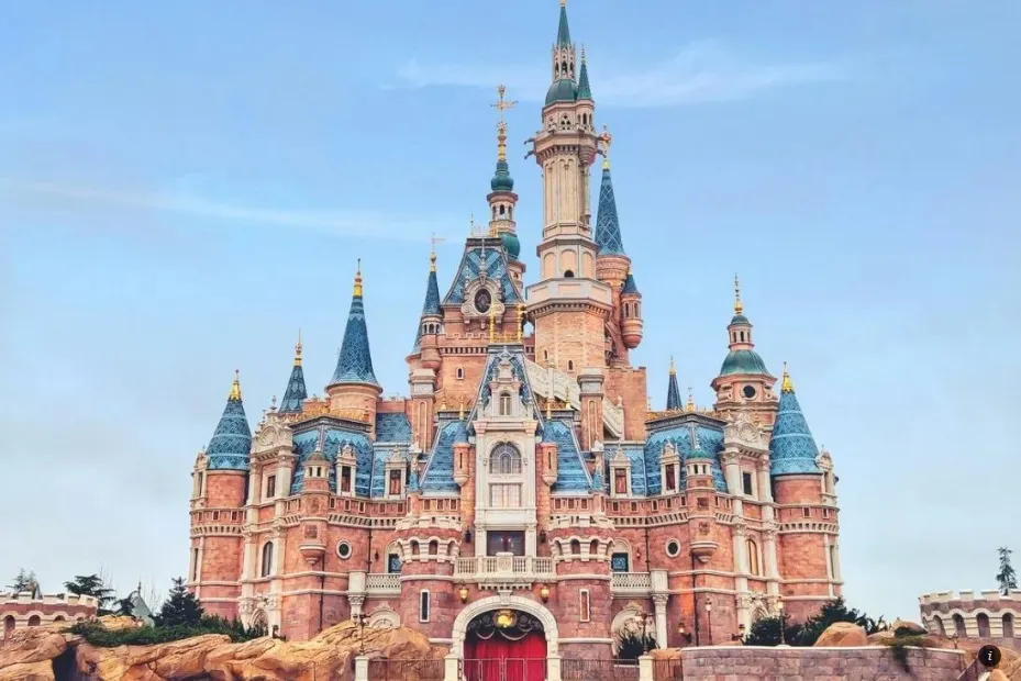 Disneyland are un club exclusiv pentru fanii iubitori de lux! Cât costă calitatea de membru