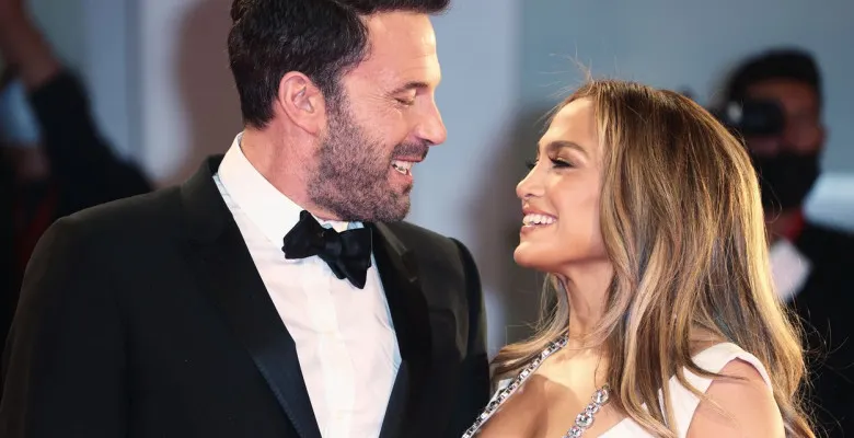 Videoclipul cu Jennifer Lopez și Ben Affleck, care a strâns milioane de aprecieri din partea internauților