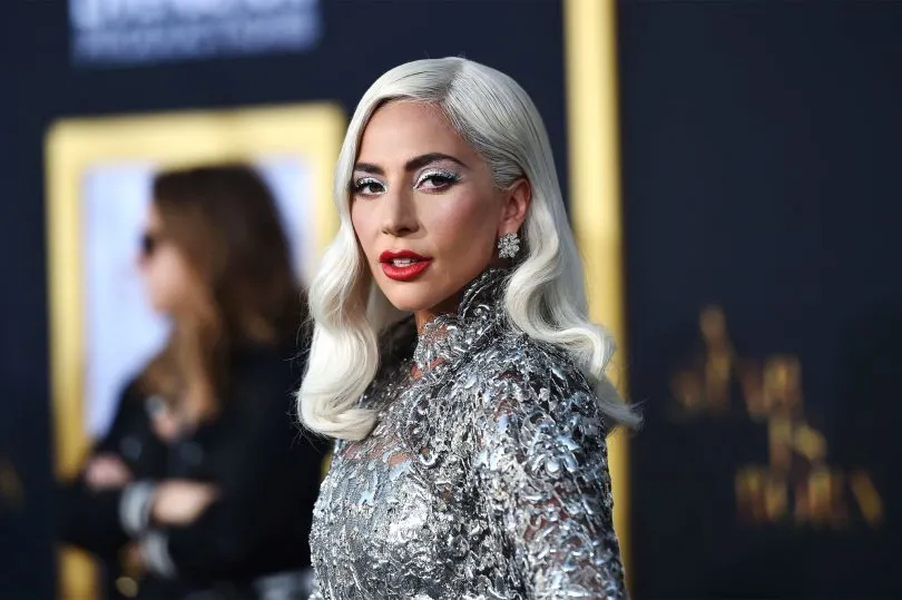 Primele imagini cu Lady Gaga în rolul lui Harley Quinn