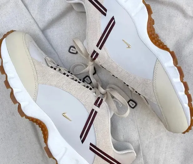 Jacquemus își dezvăluie primii adidași în colaborare cu Nike!