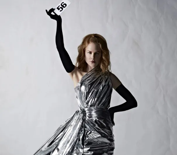 Distribuție de 5 stele la spectacolul haute couture Balenciaga