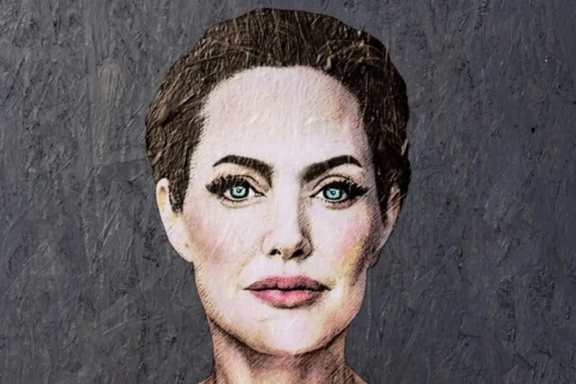 Imagine șocantă cu Angelina Jolie operată la ambii sâni, în centrul orașului Milano