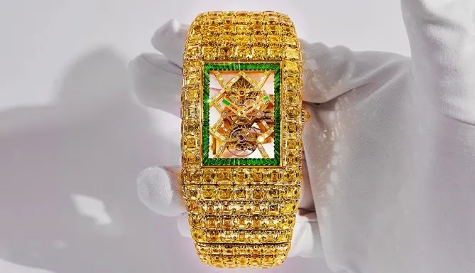 Jacob & Co. a lansat un ceas Bonkers cu diamante galbene de 20 de milioane de dolari, conceput pentru miliardari