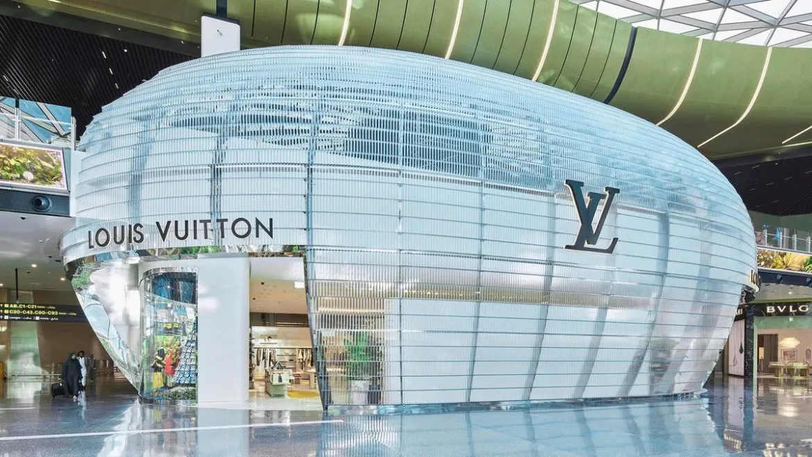 Qatar Airways a deschis primul lounge Louis Vuitton din lume pe aeroportul din Doha