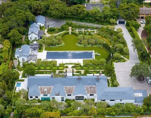 Conacul ecologic al lui Gywneth Paltrow, dotat cu piscină de dimensiuni olimpice și panouri solare, finalizat după 7 ani