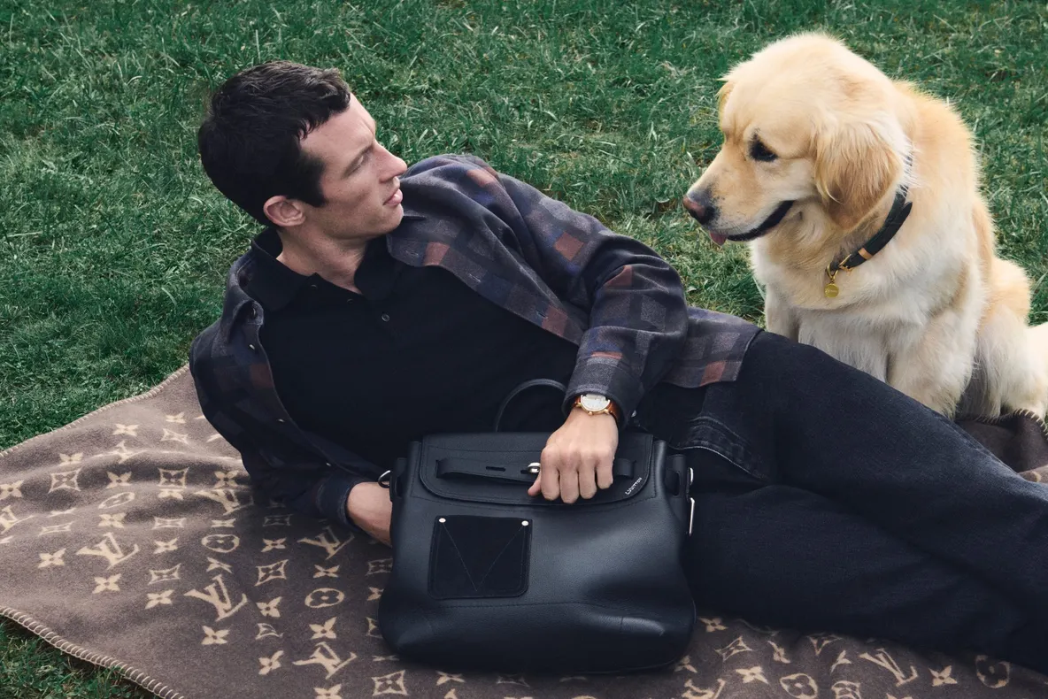 Louis Vuitton lansează o nouă colecție de accesorii de lux pentru animale de companie