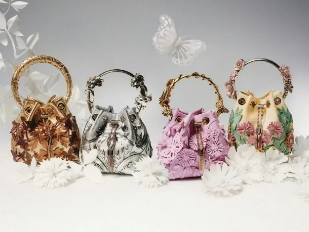Geanta Bon Bon by Jimmy Choo celebrează fiecare anotimp