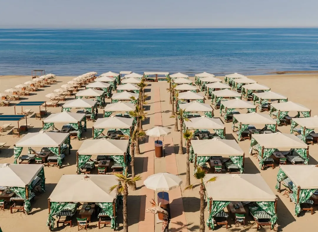 Trăiește una dintre cele mai exclusiviste experiențe pe coasta Toscanei cu 1750 $ pe zi
