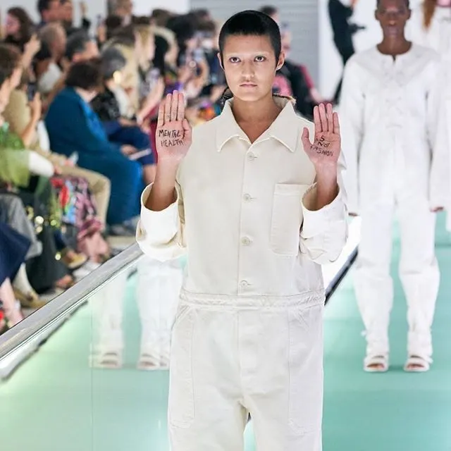 moda1