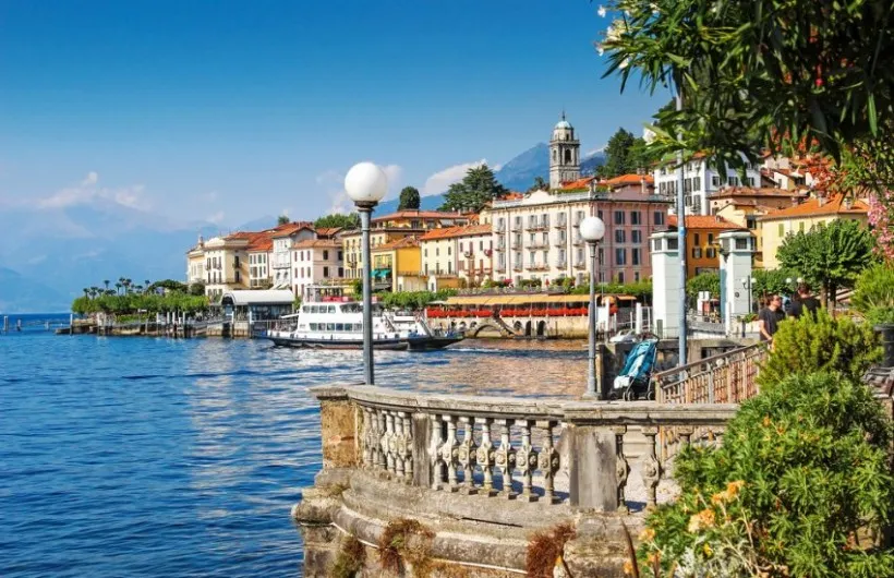 lacul como