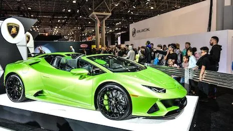 salonul auto