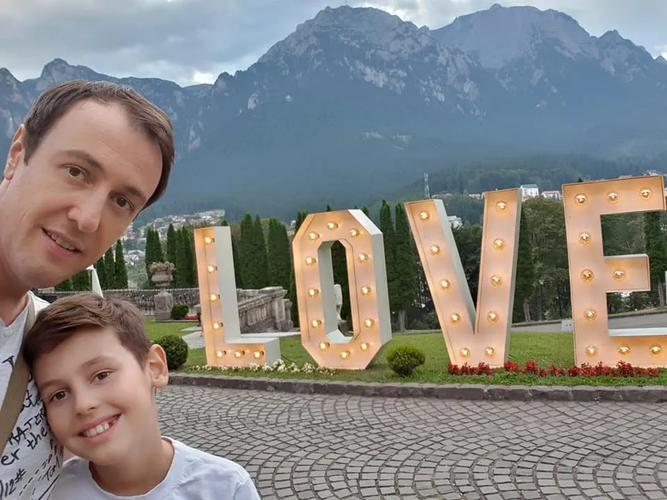 fiul si tatal davin si calin geambasu