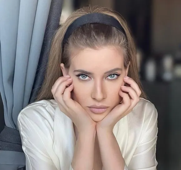 iulia albu
